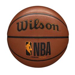 Wilson NBA Forge Series Indoor/Outdoor Basketbal - Forge Plus, Bruin, Maat 7-29.5"