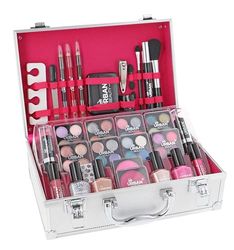 LOVE URBAN BEAUTY Vegano Estuche de Maquillaje Dazzling – Kit de 60 Piezas de Maquillaje y Uñas – Elegante Caja Plateada – Diseño Compacto y Ligero – Kit de Maquillaje para Mujeres Apto para Viajes