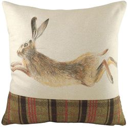 Evans Lichfield Hunter hoppande hare tartan fjäder rik fylld kudde