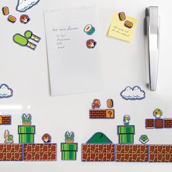 Conjunto de ímanes Super Mario Bros, crie os seus próprios níveis com 80 personagens e ícones magnéticos como Mario, Luigi, fungos e moedas, produto oficial da Nintendo