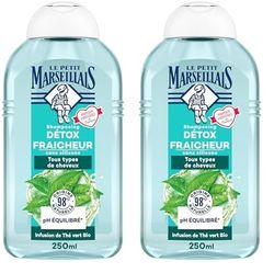 Le Petit Marseillais, Shampooing Détox Fraîcheur Infusion de Thé Vert Bio (flacon de 250 ml) – Shampoing sans silicone pour tous types de cheveux – 98% d'ingrédients d'origine naturelle (Lot de 2)