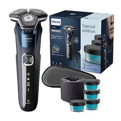 Philips Serie 5000 Afeitadora Eléctrica Hombre, Maquina de Afeitar Barba con Cortapatillas, Tecnologia SkinIQ, Inalambrica, Recargable, Centro Limpieza, Base Carga, 4 Cartuchos, S5885/69, Negro