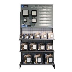 Espositore LED Napoli: la scelta ideale di Ledme per evidenziare i tuoi prodotti con eleganza. Il suo design accattivante e la tecnologia LED assicurano una splendida esposizione in fiere ed eventi.