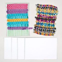 Baker Ross AC132 Weaving Cards (800gsm), Textile Craft Making, Ideal for Schools, Home, Craft Groups and More (Pack of 30), White, 22cm x 14cm