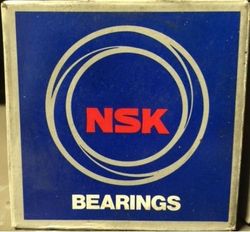 NSK N210M Cylindrisk rullager med en enda rad