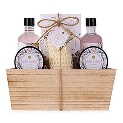 Accentra – Set doccia da donna LaVENDEL in cestino di legno – Set di 6 pezzi con gel doccia, bagnoschiuma, sali da bagno, lozione per il corpo, ecc. – Set regalo per compleanno, San Valentino e Natale