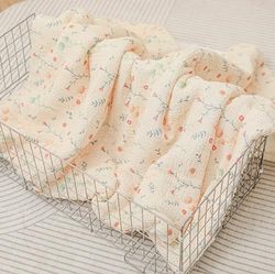 Couverture Bébé Enfant en Minky Douce Et Mousseline Oeko Tex pour Lit Bebe - 100x135 - Couverture Enfant Maternelle pour Sieste - Plaid Bebe - Cadeau Naissance Fille Ou Garçon - Couette Bébé Hiver