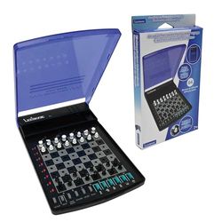 Lexibook, Elektroniczny Zestaw Szachowy Podróżny, 32 Figury, 64 Poziomy Trudności, 1 do 2 Graczy, Gra Strategiczna, Gra Planszowa dla Rodziny, LCG500