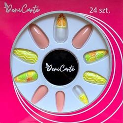 Uñas artificiales decoradas con patrones de uñas Deni Carte