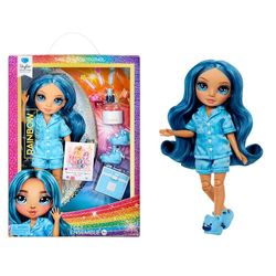 RAINBOW HIGH Junior High PJ Party - Skyler (Bleu) - Poupée de 22 cm avec Onesie, Chaussons et Accessoires de Jeu - Jouet pour Enfants - Idéal pour Les 4-12 Ans