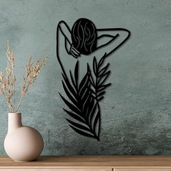 Stylish Black Decorative Metal Wall Accessory, 42 x 70 cm, 100% Metal, 1.5 mm Thick, Lightweight & Easy to Hang, Perfect for Modern Decor