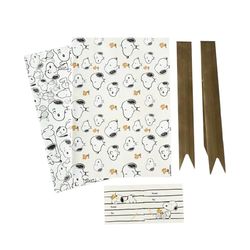 Grupo Erik Gift Wrap Set - Snoopy 2 Wrapping Paper Sheets, Paper Ribbon, Stickers - Birthday Wrapping Paper, Snoopy Gifts, Peanuts Snoopy Wrapping Paper