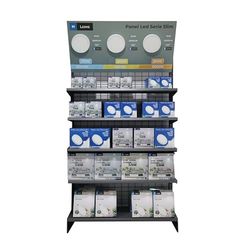 Espositore LED Slim Superficie - Successi Ledme. Trasforma il tuo ambiente con il suo design moderno. L'efficiente illuminazione a LED crea un effetto visivo scioccante, sollevando qualsiasi spazio.