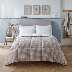 Night Lark - Coverless Duvet - Gingham Collection - Luxury Bedding - Hypoallergenic - Machine Washable (Warm Sand, 4.5 Tog - Double.)