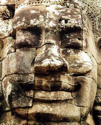 Bayon Temple, Cambodia - Notebook/ Travel Journal: Glossy cover, 110 lined pages, 7.5" x 9.25"