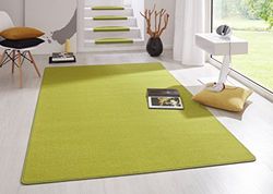 HANSE Home Tapis d'intérieur Fancy - Tapis de Salon uni Moderne en Velours pour Salle à Manger, Salon, Chambre d'enfant, Couloir, Chambre à Coucher, Cuisine - Vert - 133 x 195 cm