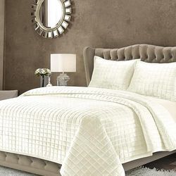 Tribeca Living Florence Velvet Oversized Solid Quilt Set, Ivory, Twin