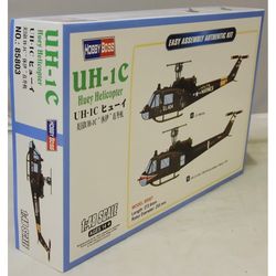 Hobbyboss Modellino Elicottero UH-1C Huey Scala 1:48