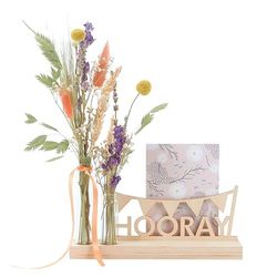 BloomPost Hooray Flores secas - Ramo de Flores secas duraderas - Regalo Original para buzón