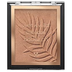 Wet n Wild - Cor Icon Bronzer - Pó bronzeador de longa duração, tom bronzeado natural no rosto, pescoço e peito - Fórmula enriquecida com gel - Vegan - Ticket To Brazil - 1 unidade