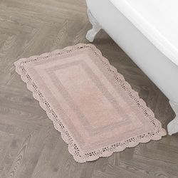 Laura Ashley Crochet Coton 24 x 40 – Tapis de Bain, Blanc, Rose poudré, 24x40 in.