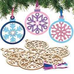 Baker Ross FE898 Bolas de Navidad de madera con forma de copo de nieve para niños - Paquete de 10, Decoración de madera, Manualidades para niños
