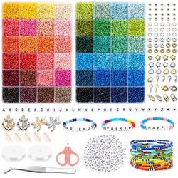 Noa Home Deco 16.000+ stuks kralen voor armbanden, 3 mm kralen, kleurrijke set om te rijgen, 300 letterkralen, kralenset met elastische koorden en schaar voor kinderen volwassenen, Kerstmis,