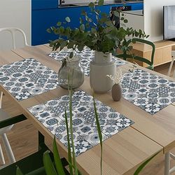 CREARREDA Amerikansk bordstablett 4 stycken tvättbar plast tillverkad i Italien 48 x 33 cm färg sommarplattor PVC frukost och mellanmål bordstabletter fläcksäker, halkfri och flamskyddsmedel