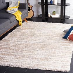 Safavieh lurvig matta för vardagsrum, matsal, sovrum – Lindsay-kollektion, kort lugg, beige, 152 x 229 cm