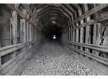 Papermoon Fototapete »Tunnel Schwarz & Weiss«