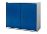 Schäfer Shop Genius Flügeltürschrank FS, Stahl, mit Belüftungslöchern, B 1343 x T 620 x H 1105 mm, 3 OH, weissaluminium/enzianblau, bis 450 kg