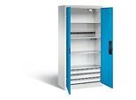 C+P Akkuladeschrank Basic mit Vollblechtüren, H 1950 x B 930 x T 500 mm, Lichtgrau/Lichtblau