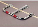 Parksperre Mottez B307C, klappbar, abschließbar, automatische Verriegelung, mit 2 roten Markierungsbändern, Bodenmontage, Stahrohr, silber-rot