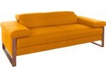 2-Sitzer W.SCHILLIG "finn", gelb (brandy s37), B:210cm H:71cm T:106cm, Flachgewebe S22 (100% Polyester);Stoff S37 (100% Polyester);Longlife Xtra-Leder Z59: Glattleder mit modischer Prägung. Hautstärke 0, 9 - 1, 1 mm, Sofas, 2-Sitzer, German Design Award 2016, Fußgestell Nussbaum natur, Breite 210 cm
