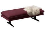 Polsterhocker W.SCHILLIG "broadway", rot (burgundy z69), B:145cm H:43cm T:71cm, Longlife Xtra-Leder Z69: Das feinnarbige, gedeckte Softleder Z69 besticht durch seine außergewöhnliche Weichheit im trendigen »Vintage-Look«, Hautstärke 0, 9 - 1, 1 mm, Hocker, Polsterhocker, Füße in Schwarz pulversbeschichtet