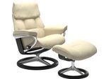 Relaxsessel STRESSLESS "Ruby", beige (vanilla paloma), B:88cm H:101cm T:78cm, Leder BATICK: durchgefärbtes und genarbtes Möbelleder;Leder PALOMA: durchgefärbtes Semianilin-Möbelleder, Sessel, Relaxsessel, mit Signature Base, Größe L, Gestell Eiche, Wenge, Braun & Schwarz