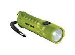 LED-Taschenlampe 3315 138 lm Handschlaufe 3xAA Mignonzellen 146m PELI