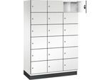 C+P Schließfachschrank Cambio, 3 Abteile, 18 Fächer, mit Sockel, B 1200 x T 525 x H 1980 mm, verkehrsweiß/weiß