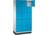 C+P Schließfachschrank Cambio, 3 Abteile, 15 Fächer, mit Sockel, B 900 x T 525 x H 1980 mm, lichtgrau/lichtblau