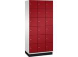 C+P Schließfachschrank Cambio, 3 Abteile, 18 Fächer, mit Sockel, B 900 x T 525 x H 1980 mm, lichtgrau/rubinrot