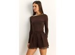 Hoch taillierte weit geschnittene Shorts mit Spitzendetails
