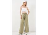 Hochtaillierte Weite Hose mit Tasche