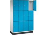 C+P Schliessfachschrank Cambio, 4 Abteile, 12 Fächer, mit Sockel, B 1200 x T 525 x H 1980 mm, lichtgrau/lichtblau
