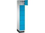 C+P Schliessfachschrank Cambio, 1 Abteil, 6 Fächer, mit Sockel, B 300 x T 525 x H 1980 mm, lichtgrau/lichtblau