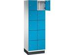 C+P Schliessfachschrank Cambio, 2 Abteile, 10 Fächer, mit Sockel, B 600 x T 525 x H 1980 mm, lichtgrau/lichtblau