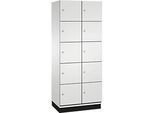 C+P Schliessfachschrank Cambio, 2 Abteile, 10 Fächer, mit Sockel, B 800 x T 525 x H 1980 mm, lichtgrau
