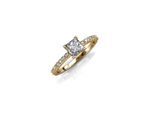 Einfacher quadratischer Ring - Gold und Kristall