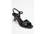 Melin Cross Riemen Stiletto Sandale