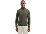 Dstrezzed Destin turtleneck
