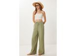 Weite Hosen mit Bindegürtel und Bindungsdetails